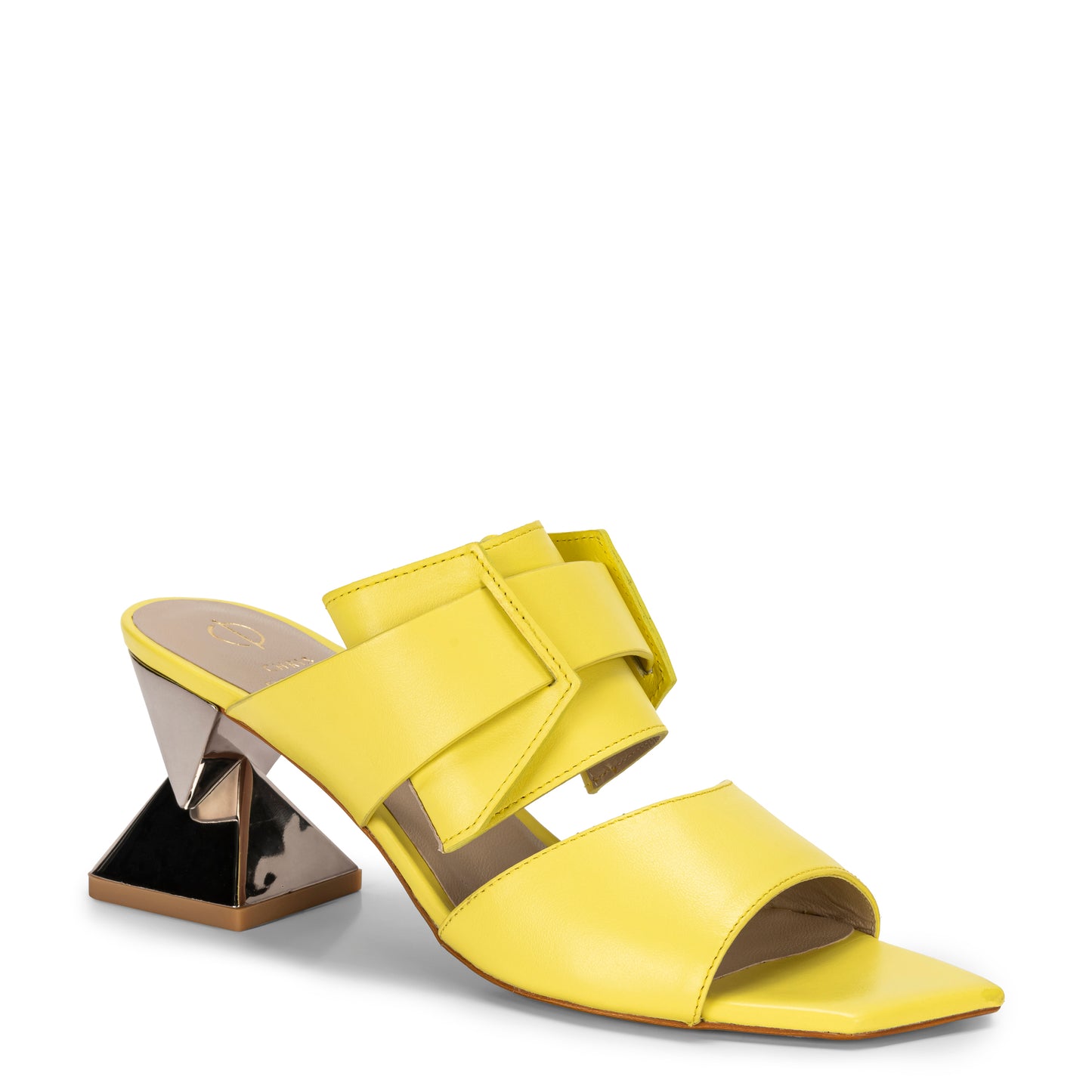 Aki | Yellow