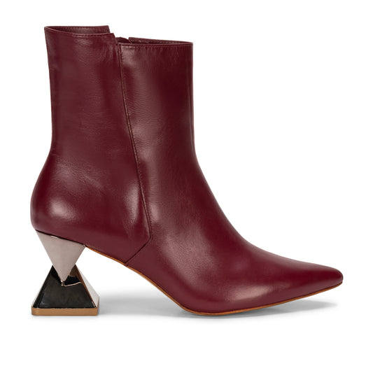 Leaf | Burgundy