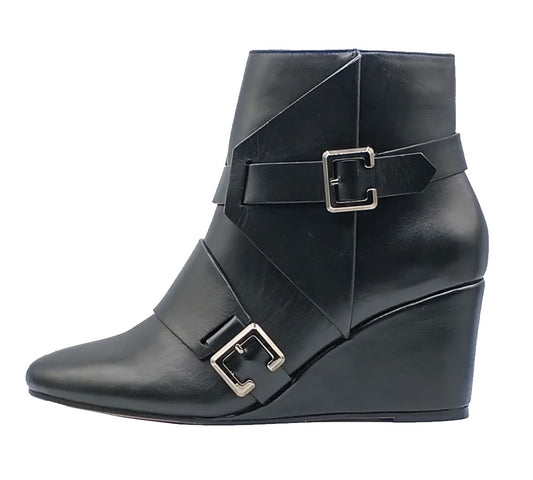 Whisper | Black